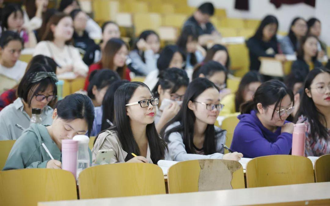 参加艺考的学生对于文化课的要求有多高？文化课不达标会影响录取吗？