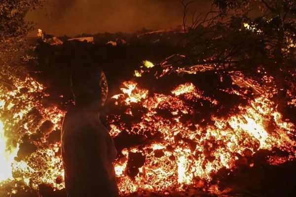 刚果金尼拉贡戈火山喷发已致15死，给当地造成了多大的经济损失？