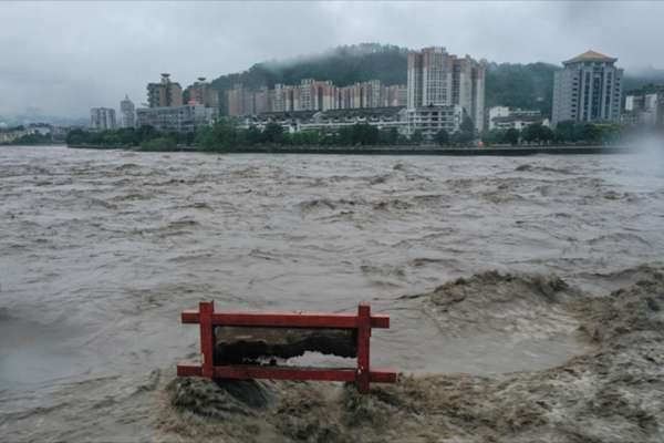 青衣江雅安段现百年一遇洪水，洪水有多大？