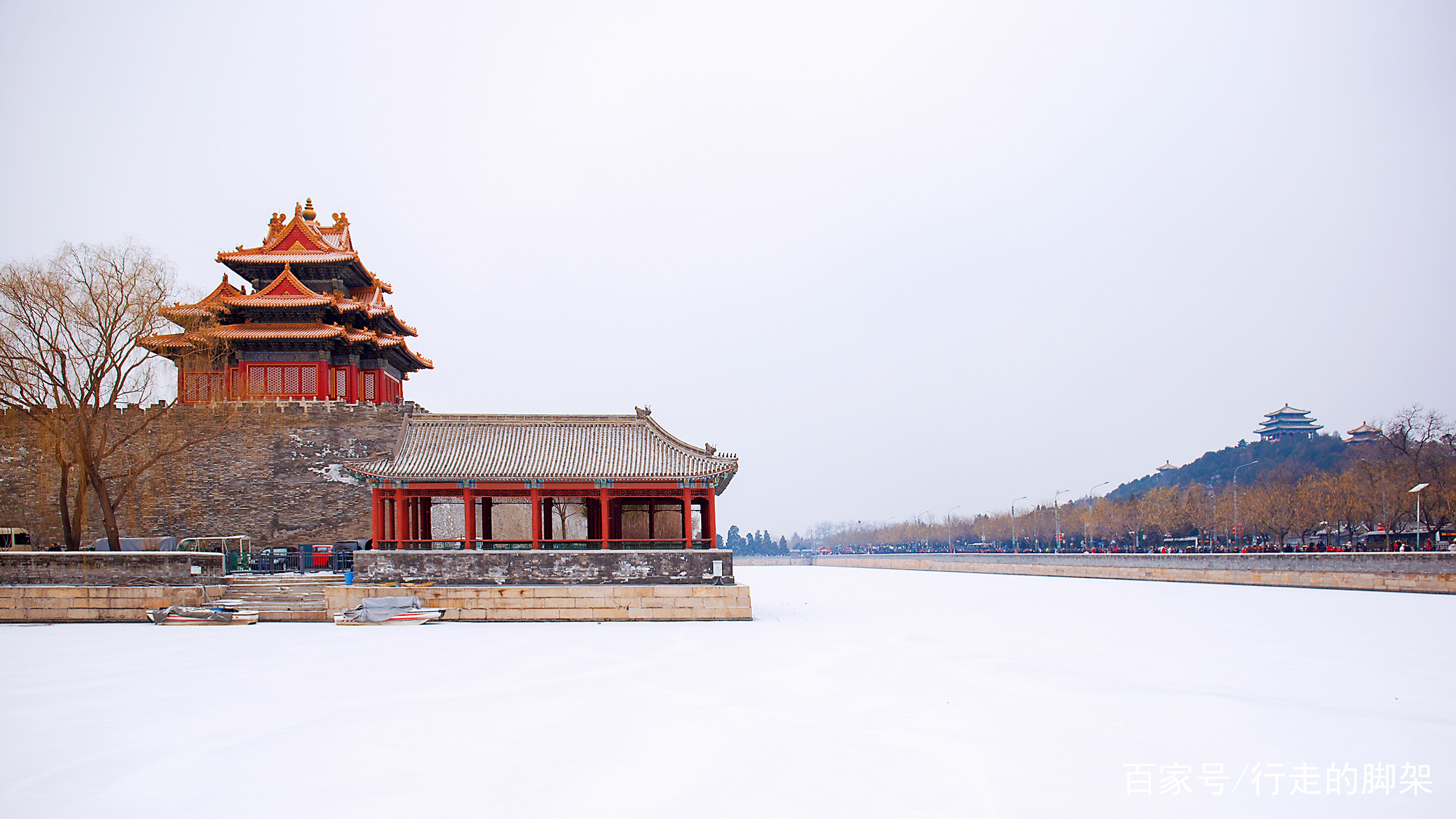 北京门头沟灵山等地出现飘雪，当地的气温情况如何？