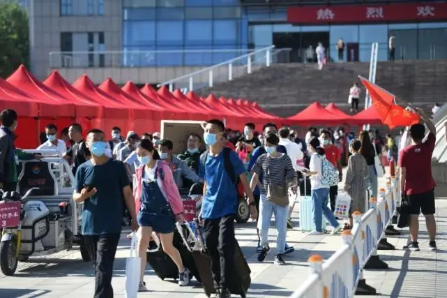 大学开学时间一般几月几日2022