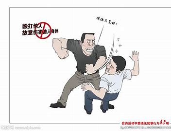 四川一63岁保洁阿姨被学生殴打致骨折，校方对此事的态度是什么？