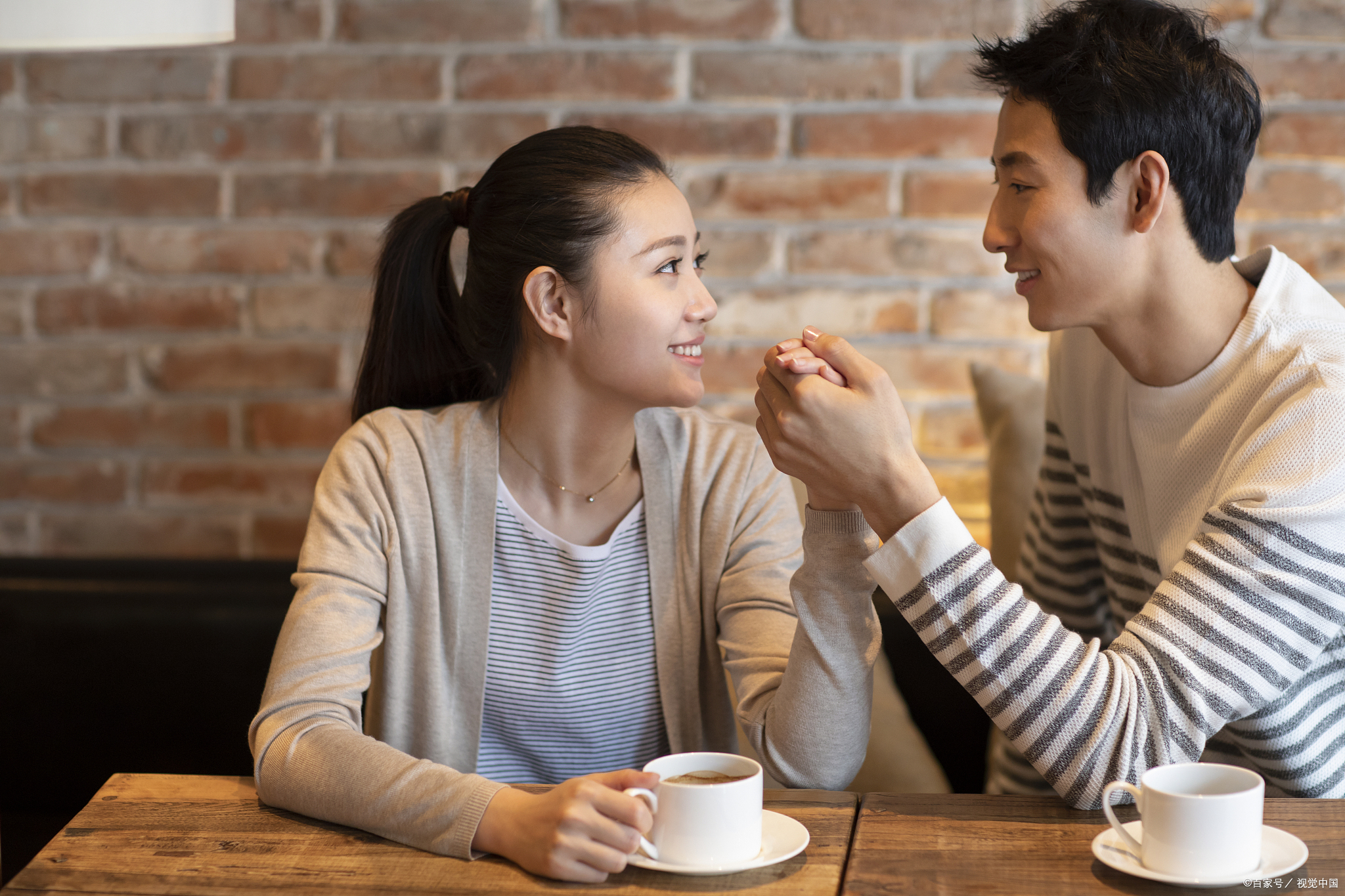 前女友有了男朋友，我有点难受，这该怎么办？