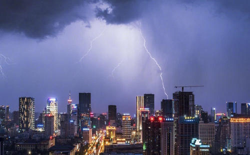 中央气象台暴雨预警已连发27天，未来还将持续多久？