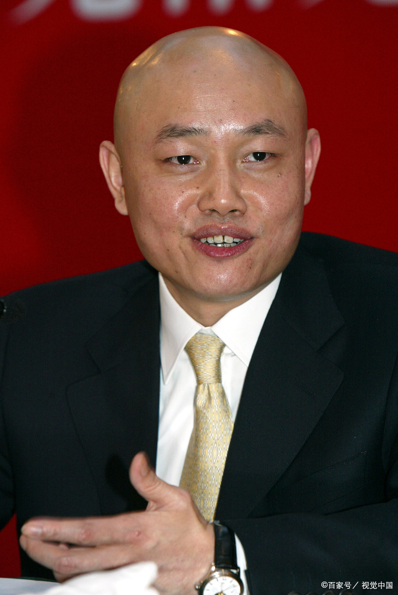 关于陈晓离开国美，为什么苏宁不将他挖去？