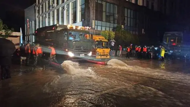 辽宁多地现强降雨2万余人转移避险，当地的降雨强度有多大？