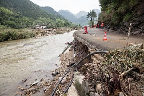 今年四川又地震了，为什么四川那么多地震？