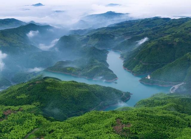 求福建旅游景点大全排行榜，哪些比较值得去？