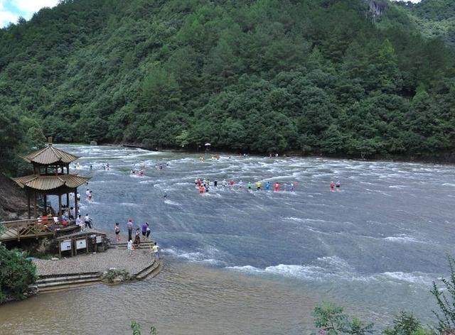 求福建旅游景点大全排行榜，哪些比较值得去？